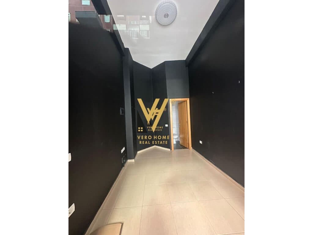 SHITET DYQAN 14 M2 TE KODRA E DIELLIT 43.000 EURO