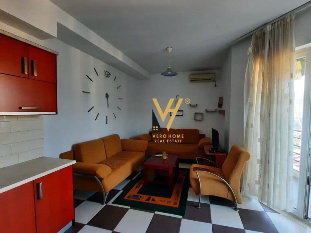 Jepet Apartament 1+1+ballkon me qera te Kopshti Zoologjik 70 m2