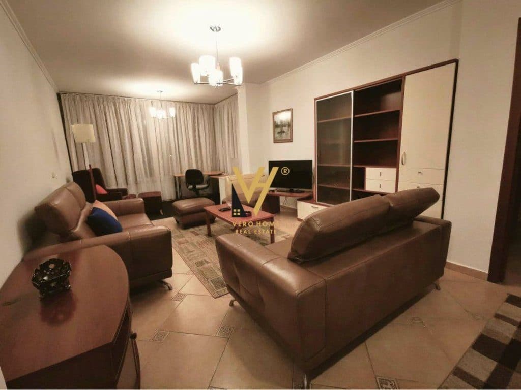 JEPET APARTAMENT 2+1+2+2 BLK ME QIRA TE ST.AIR ALBANIA 900 EURO