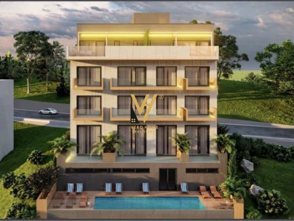Shitet Apartament 2+1+2 ne Sarande 89 m2