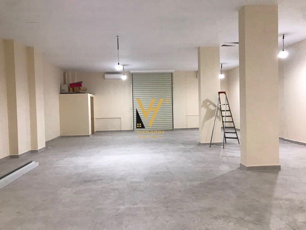 JEPET AMBIENT BIZNESI 95 M2 ME QERA NE FRESK 60.000 LEKE