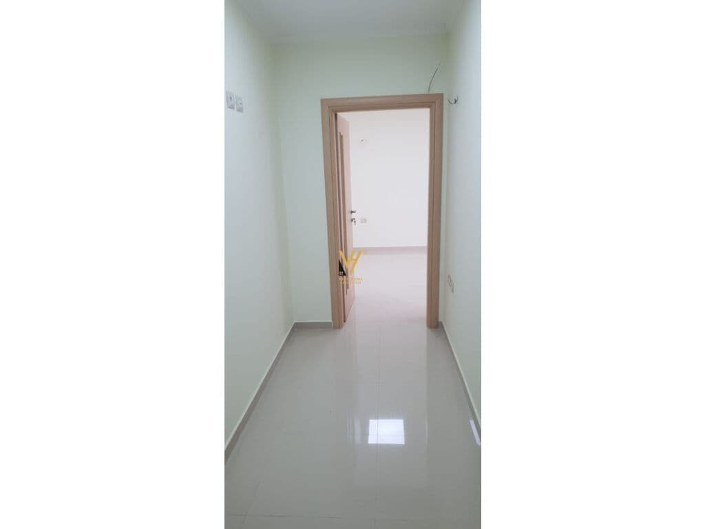Jepet Apartament 1+1 me qera te Rruga Bardhyl 60 m2 3