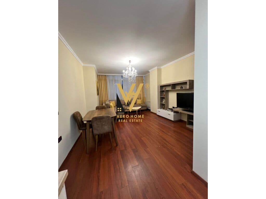 JEPET APARTAMENT 2+1+BLK ME QERA TE BRRYLI 600 EURO 3
