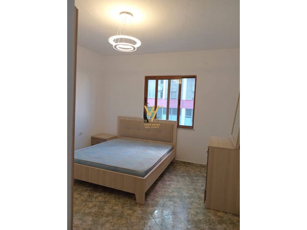 JEPET APARTAMENT 2+1 ME QIRA NE ASTIR 50.000 LEKE 3