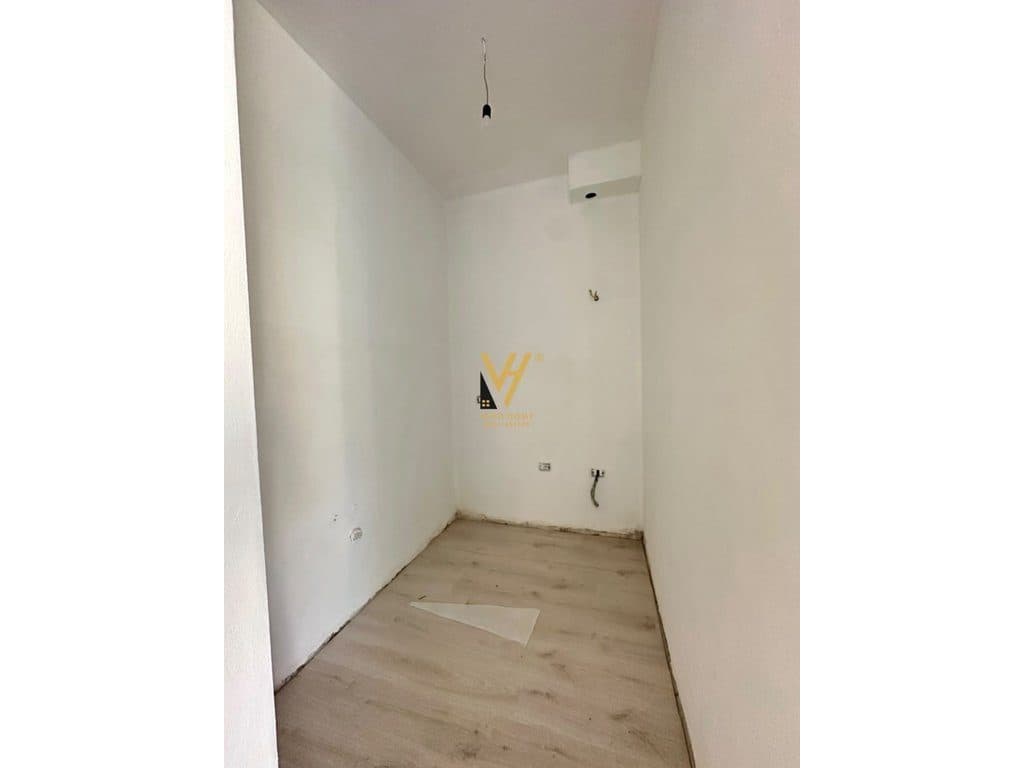SHITET APARTAMENT 2+1+BLK TE LURA 1, GJIRI I LALEZIT 275.000 EURO 4