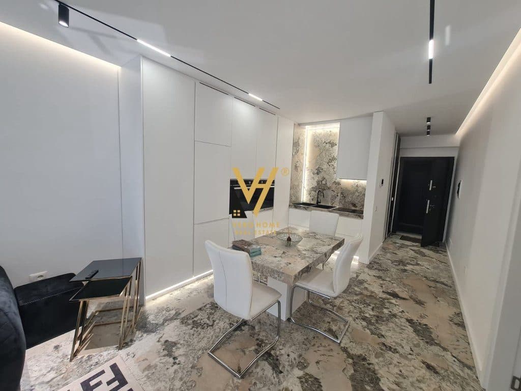 JEPET APARTAMENT 1+1+BLK ME QIRA TE LIQENI I THATE 1.200 EURO 2