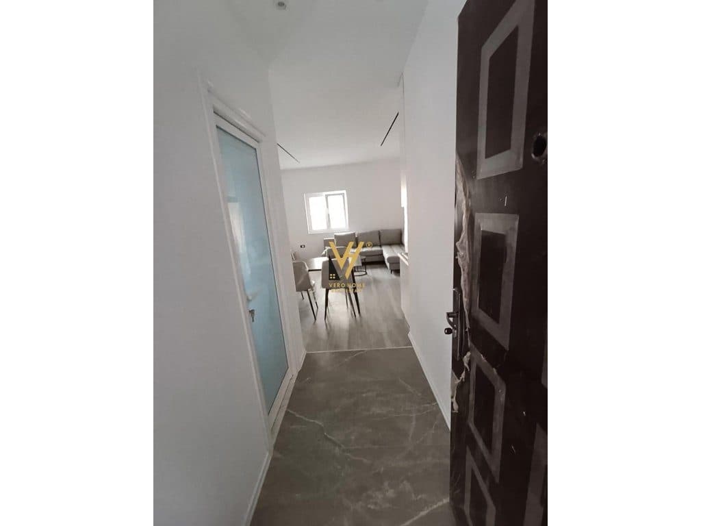 JEPET APARTAMENT 2+1 ME QIRA TE KODRA E PRIFTIT 55.000 LEKE 3