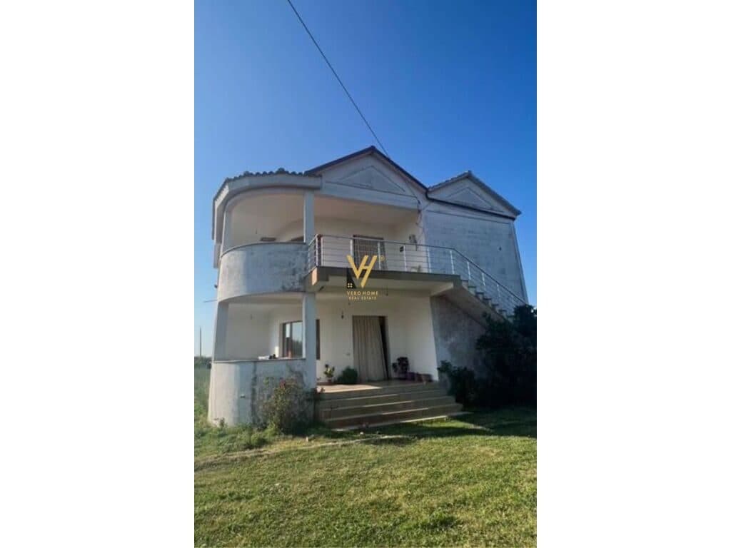 Jepet vile dy kateshe me qera te Rruga e Elbasanit 260 m2