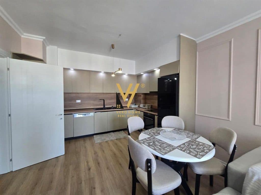 JEPET APARTAMENT 2+1+2+BLK ME QERA NE ASTIR 600 EURO 2