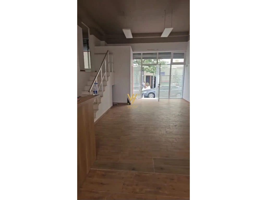 JEPET DYQAN 110 M2 ME QERA TE NISHARAKU 750 EURO