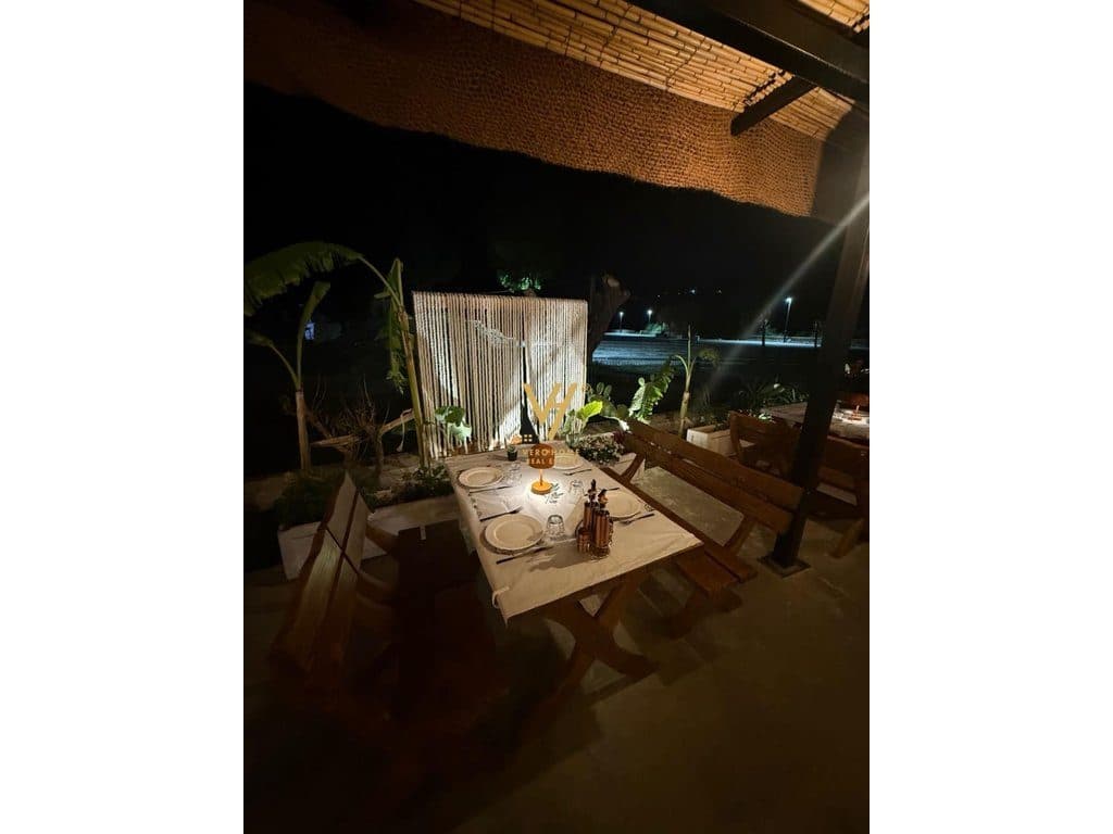 JEPET RESTORANT BUZE DETIT ME QIRA NE QEPARO 50.000 EURO NE VIT