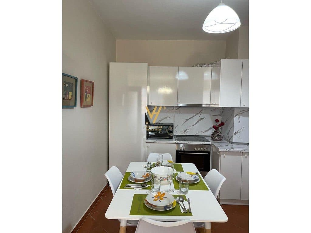 JEPET APARTAMENT 2+1+BLK ME QERA NE BLLOK 75.000 LEKE 2