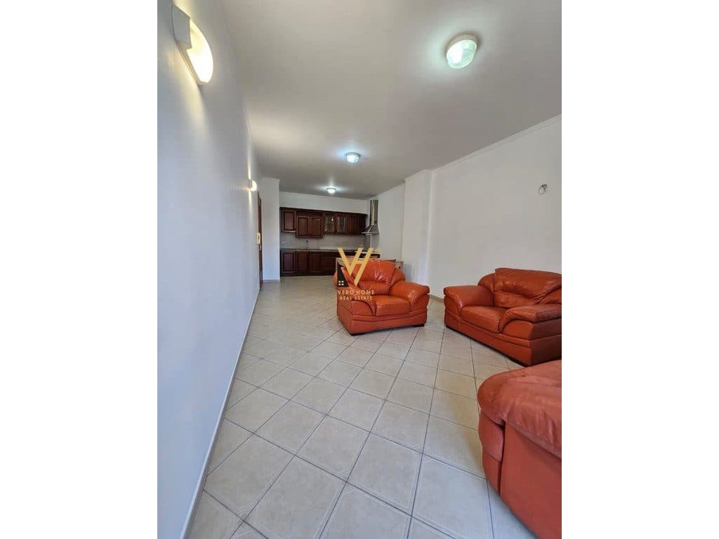 SHITET APARTAMENT 1+1+BLK TE RRUGA E KAVAJES 192.000 EURO 2