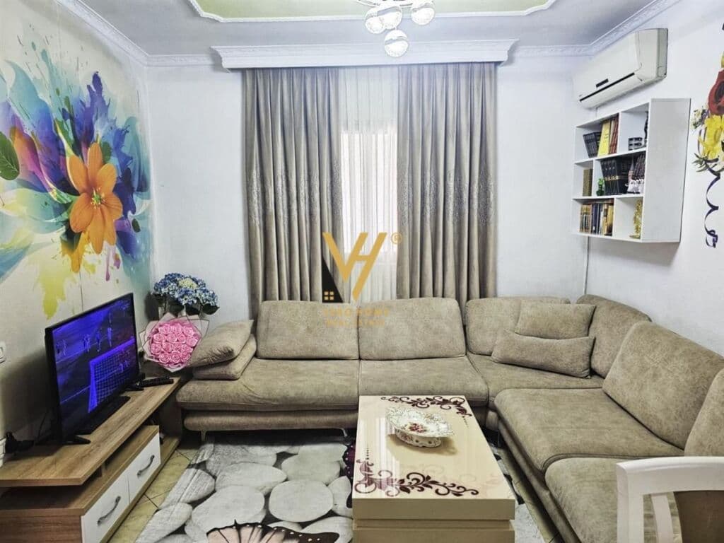 Shitet Vile Nje Kateshe te Rruga Besim Alla 50 m2
