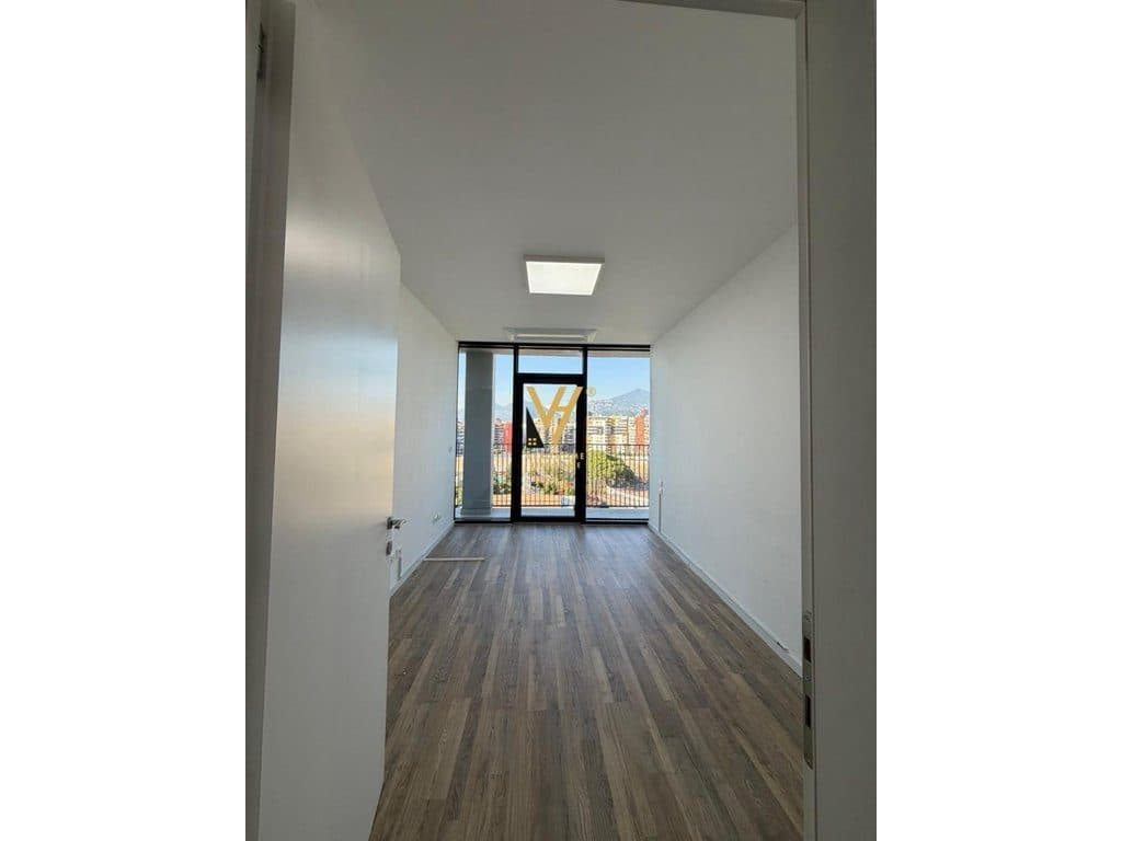 JEPET ZYRE 124 M2 ME QIRA TE LAKE VIEW 170.000 LEKE 4