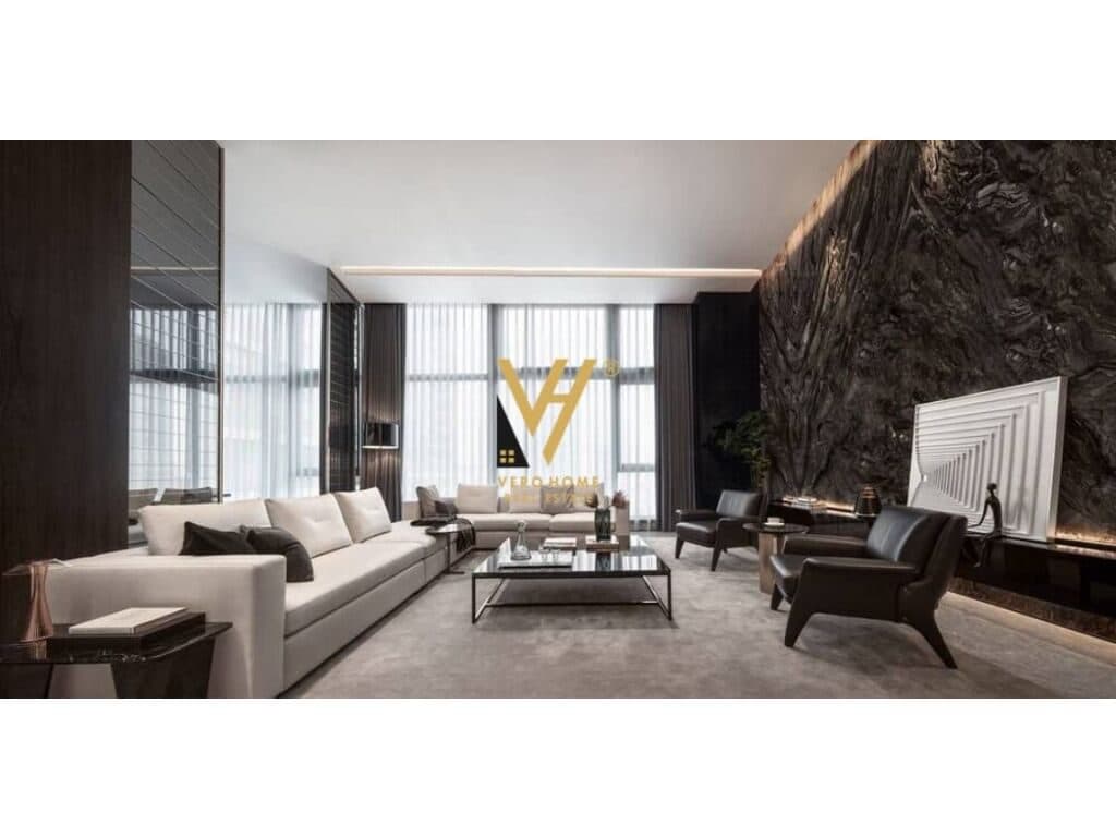 Jepet Apartament 4+1+2+verand me qera te Liqeni i Thate 400 m2
