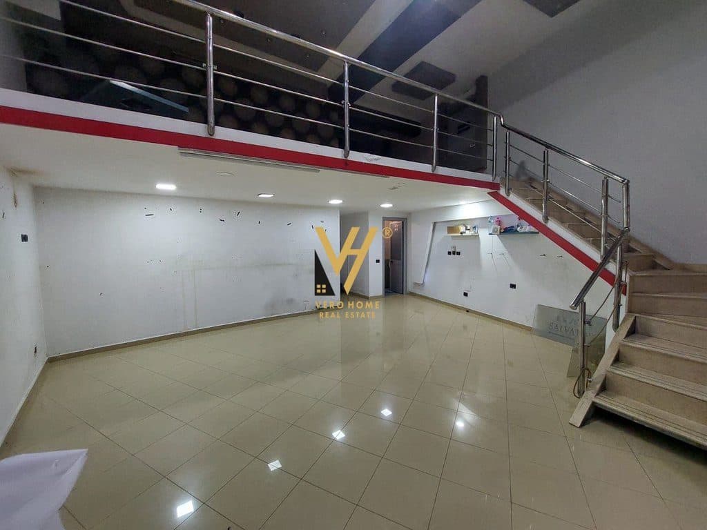 JEPET DYQAN 44 M2 ME QERA NE ASTIR 50.000 LEKE