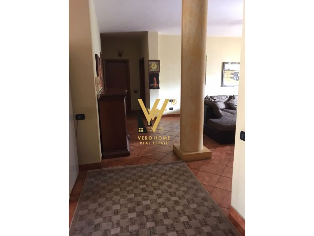 JEPET APARTAMENT 3+1+BLK ME QERA TE KOMUNA E PARISIT 650 EURO 3