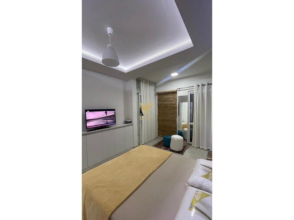 JEPET APARTAMENT 1+1 ME QERA TE KOMUNA E PARISIT 65.000 LEKE 3