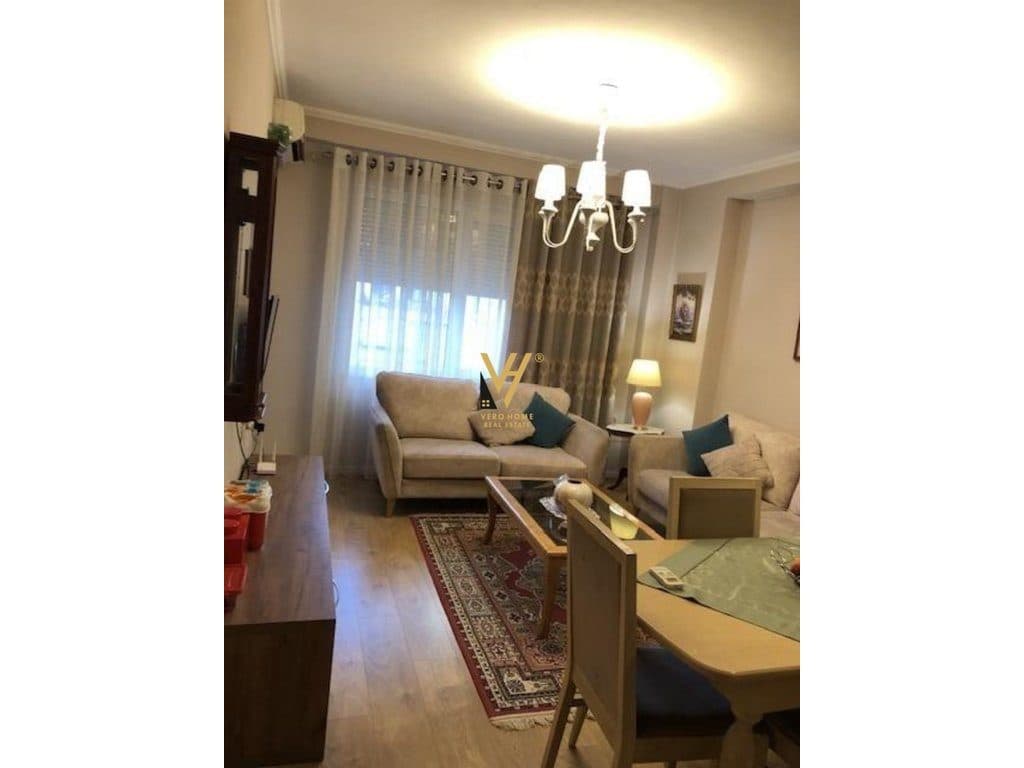 JEPET APARTAMENT 1+1BLK ME QIRA NE MISTO MAME 40.000 LEKE