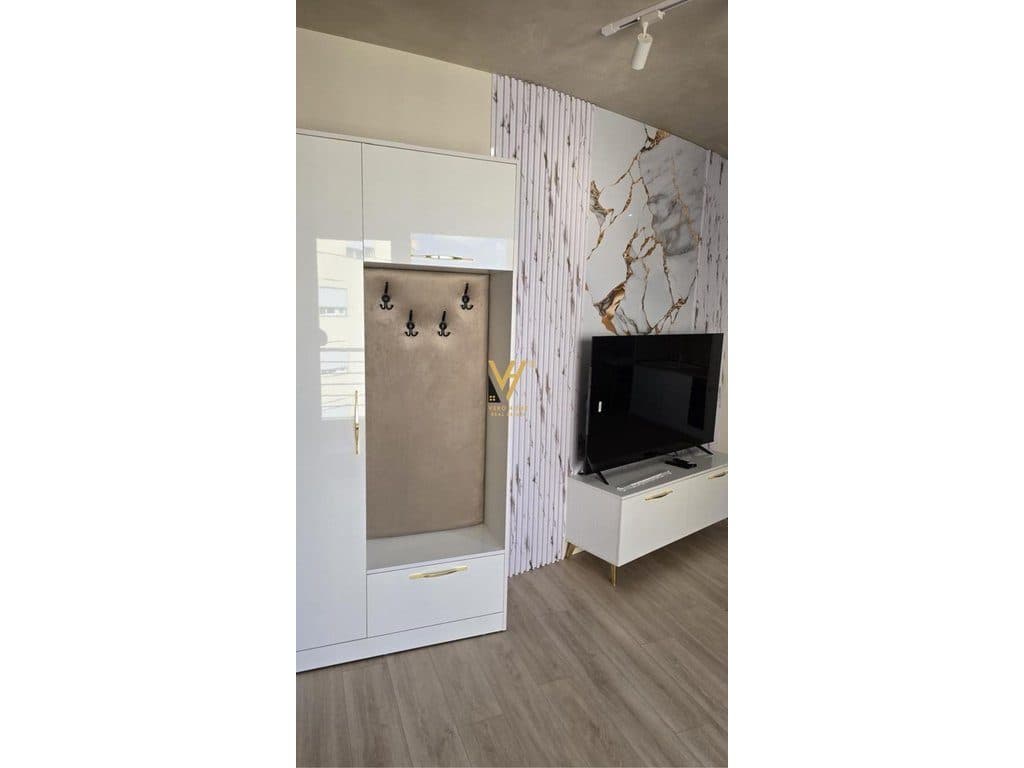 JEPET APARTAMENT 1+1 ME QERA TEK UNAZA E RE 60.000 LEKE 2