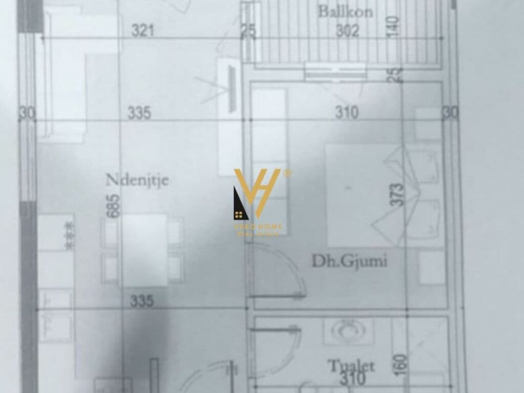 Shitet apartament 1+1+ballkon te Rruga 29 Nentori,prane Casa Italia 60 m2