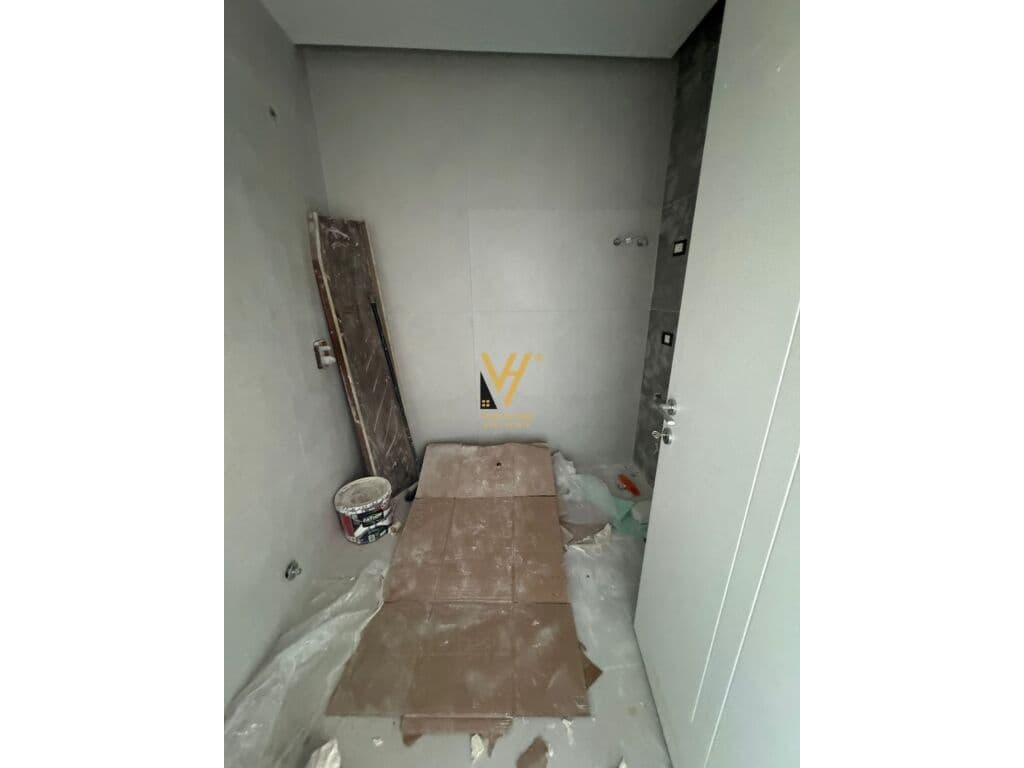 Shitet Apartament 1+1+ballkon te Rruga Sulejman Delvina 69 m2