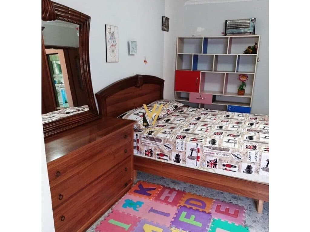 Shitet Apartament 1+1 te Materniteti i Ri 56 m2 3