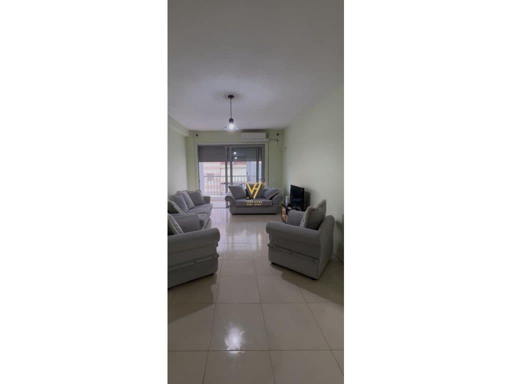 JEPET APARTAMENT 1+1+BLK ME QIRA TE KOMUNA E PARISIT 55.000 LEKE