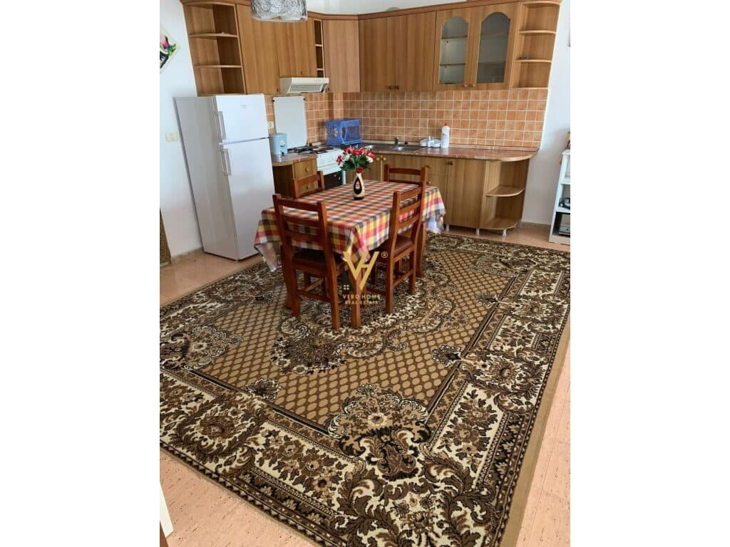 Jepet Apartament 2+1+2 me qera te Qendra Kristal 138 m2 3