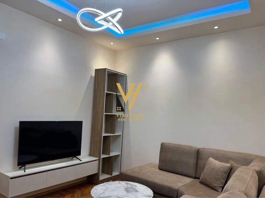 JEPET APARTAMENT 1+1+BLK ME QIRA TE MEDRESEJA 600 EURO