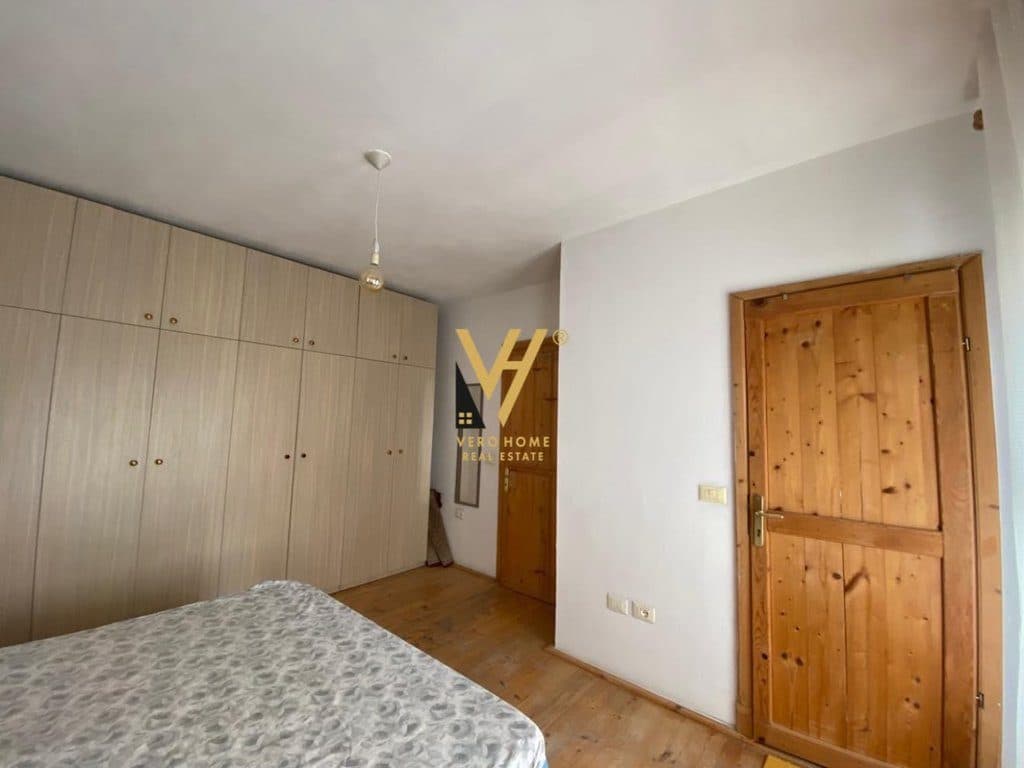 JEPET APARTAMENT 2+1 ME QERA TEK KOPSHTI ZOOLOGJIK 50.000 LEKE 3