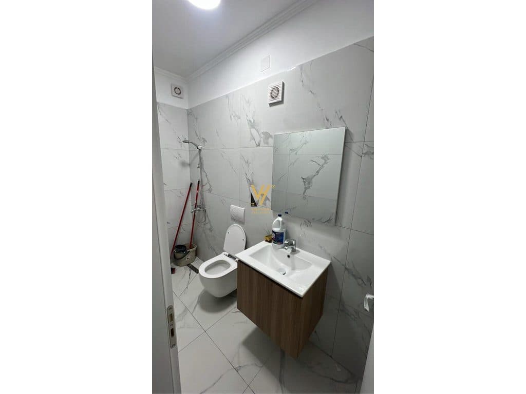 JEPET APARTAMENT 1+1+VERANDE ME QIRA TE LIQENI I THATE 65.000 LEKE 4