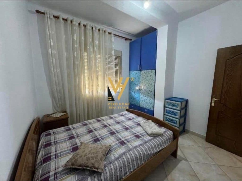 JEPET APARTAMENT 2+1+BLK ME QERA TE ISH RESTORANT DURRESI 500 EURO 4