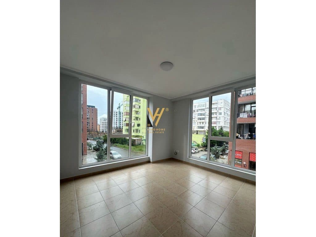 JEPET ZYRE 122 M2 ME QERA TE STACIONI I TRENIT 1.300 EURO 2