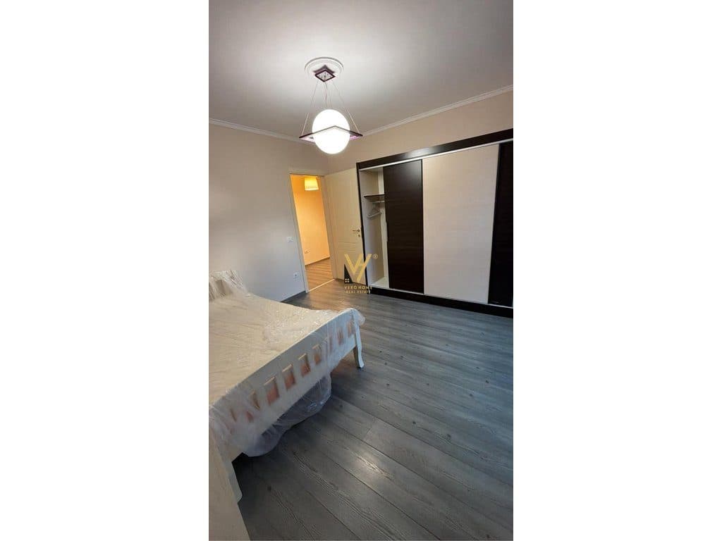 JEPET APARTAMENT 2+1+2+2BLK ME QERA TE RRUGA E KOSOVAREVE 1.000 EURO 3