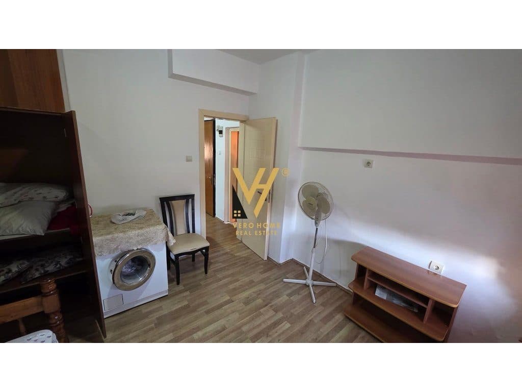 JEPET APARTAMENT 3+1+BLK ME QERA TEK RRUGA BARDHYL 50.000 LEKE 4