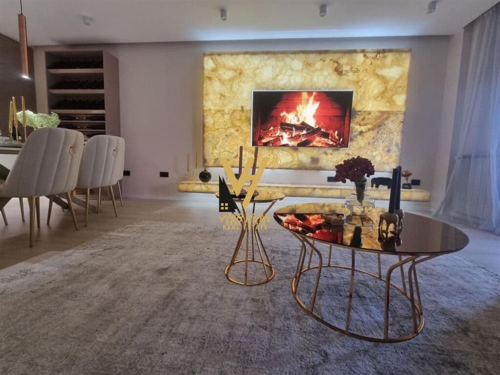 JEPET APARTAMENT 2+1+BLK ME QERA NE BLLOK 1.800 EURO 4