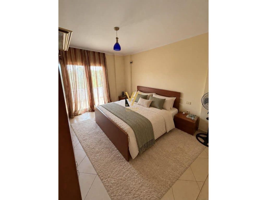 JEPET APARTAMENT 2+1+BLK ME QIRA TE PAZARI I RI 60.000 LEKE 3