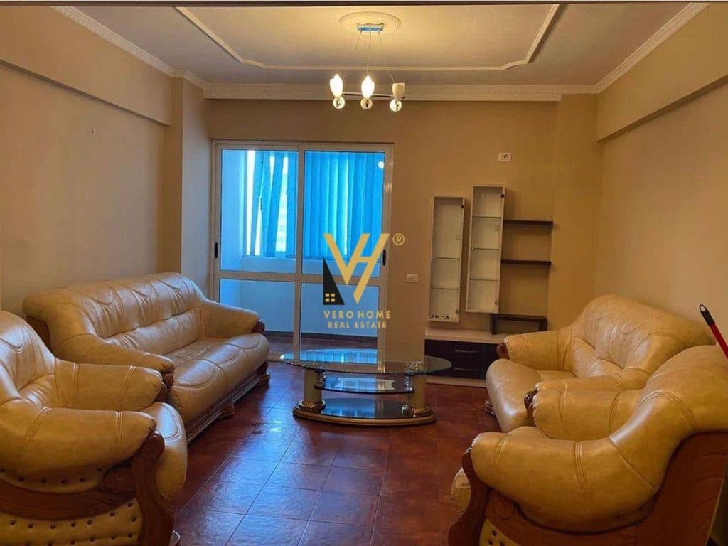 JEPET APARTAMENT 2+1+BLK ME QERA TE KOMUNA E PARISIT 500 EURO