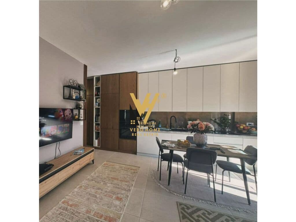 SHITET APARTAMENT 2+1+2+BLK TE KOPSHTI BOTANIK 280.000 EURO 2