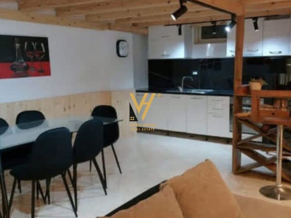 JEPET APARTAMENT 2+1+2 ME QERA TE KODRA E DIELLIT 55.000 LEKE