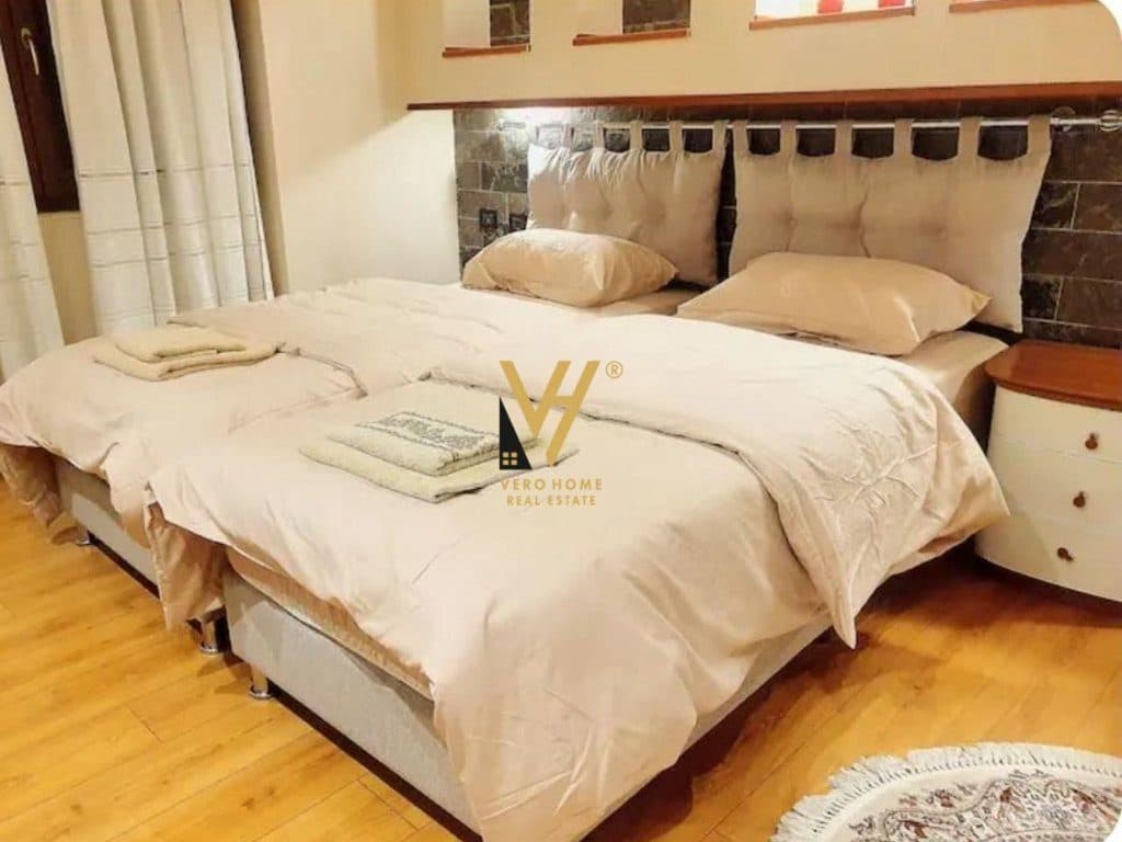 SHITET APARTAMENT 1+1 DHE GARSIONERE NE QENDER 315.000 EURO 4