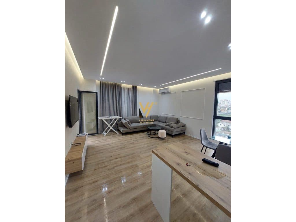 JEPET APARTAMENT 2+1+BLK ME QERA NE PORCELAN 1.000 EURO