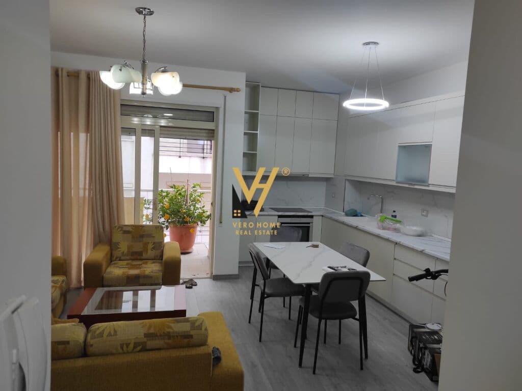 Jepet Apartament 2+1+post parkimi me qera te Kopshti Zoologjik 100 m2