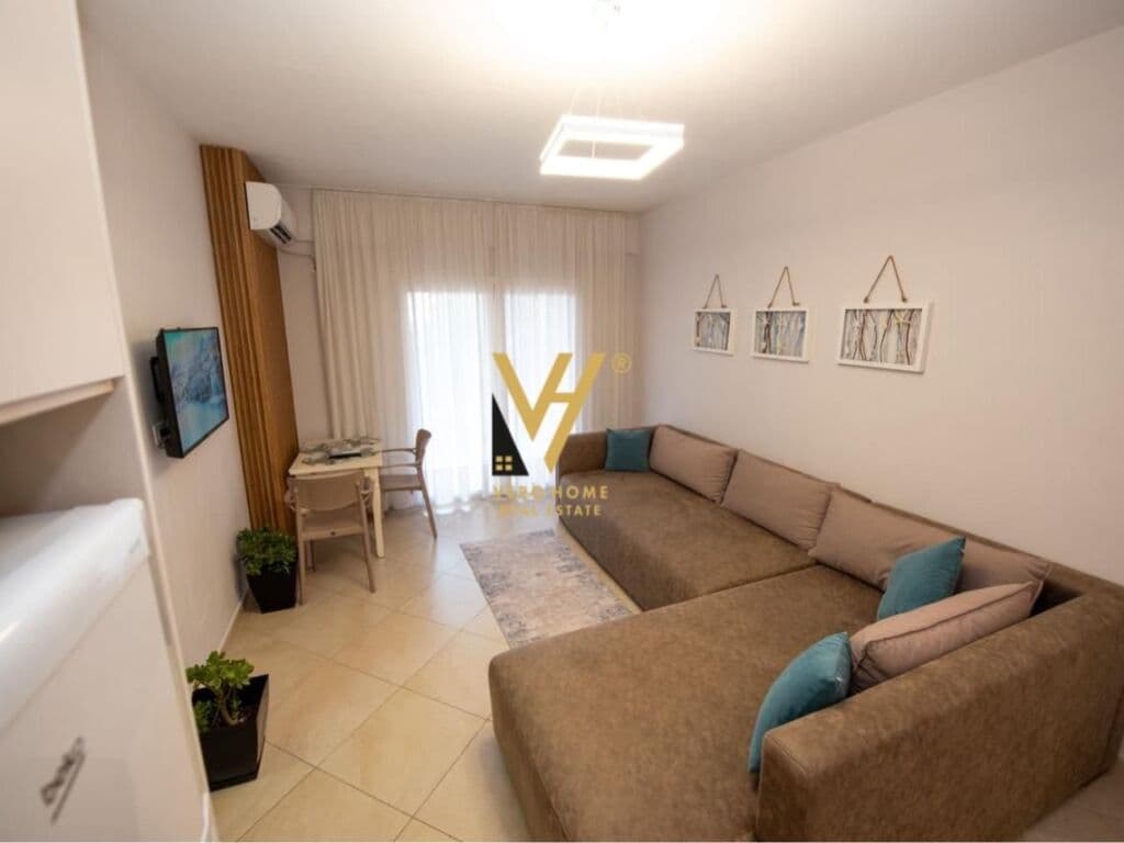 Shitet apartament 1+1 te Uji i Ftohte , Vlore 70 m2