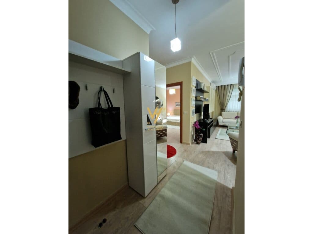 Jepet Apartament 1+1+ballkon me qera te Rruga Perlat Rexhepi , Bllok 72 m2 4