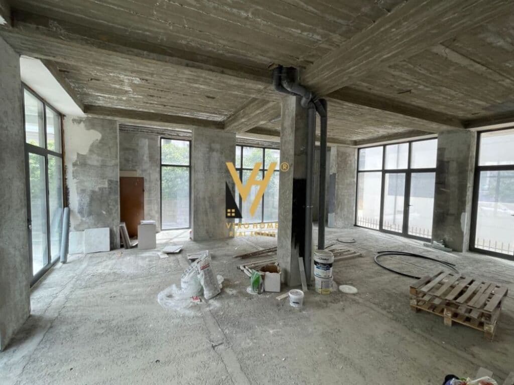 Jepet zyre me qera te Klani 80 m2 1