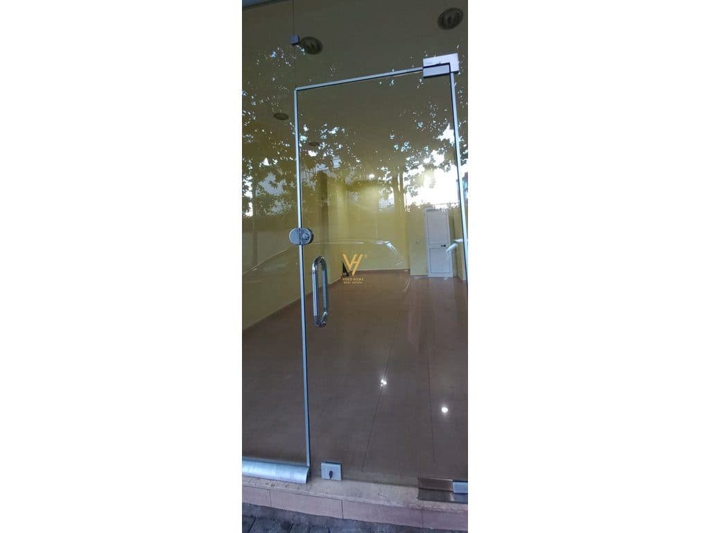 JEPET DYQAN 38 M2 ME QERA NE DON BOSKO 40.000 LEKE