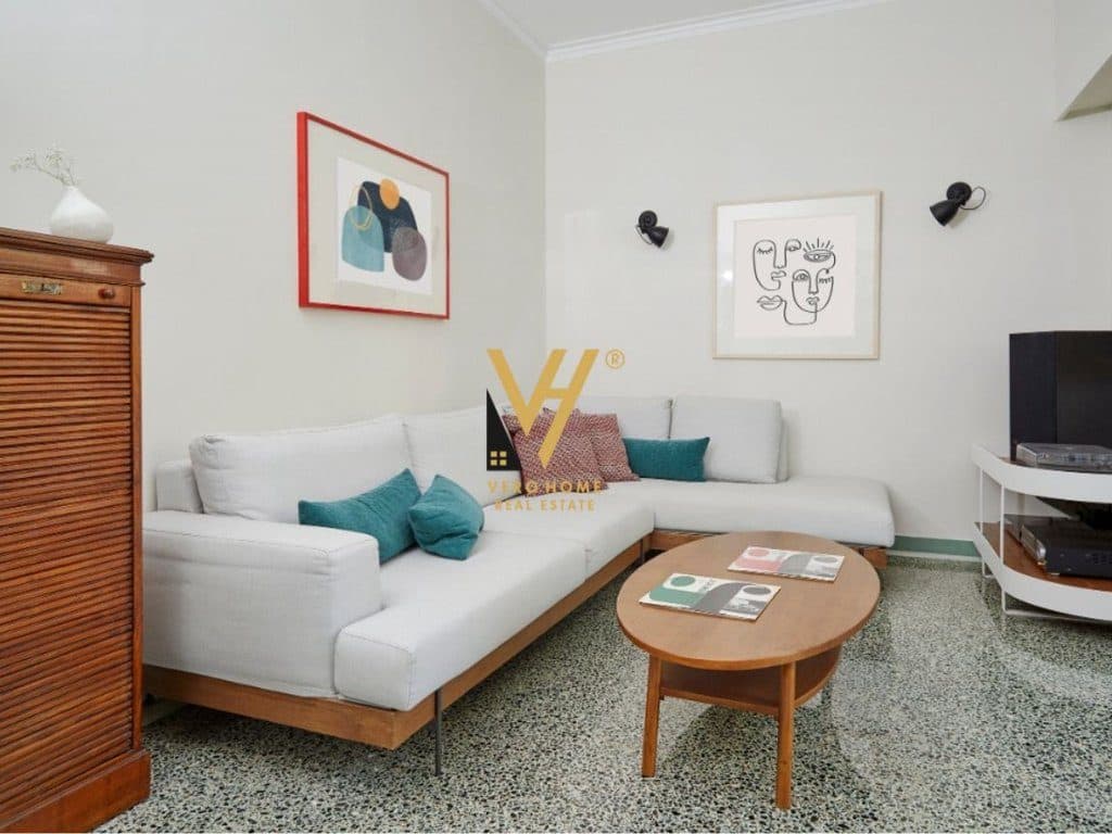 JEPET APARTAMENT 2+1+2 ME QERA TE BLV ZOGU I PARE 60.000 LEKE 1